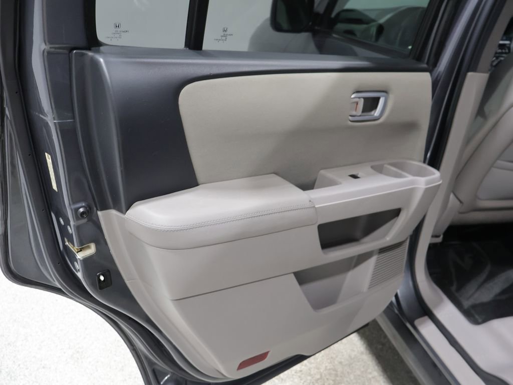 Used 2013 Honda Pilot LX image 17