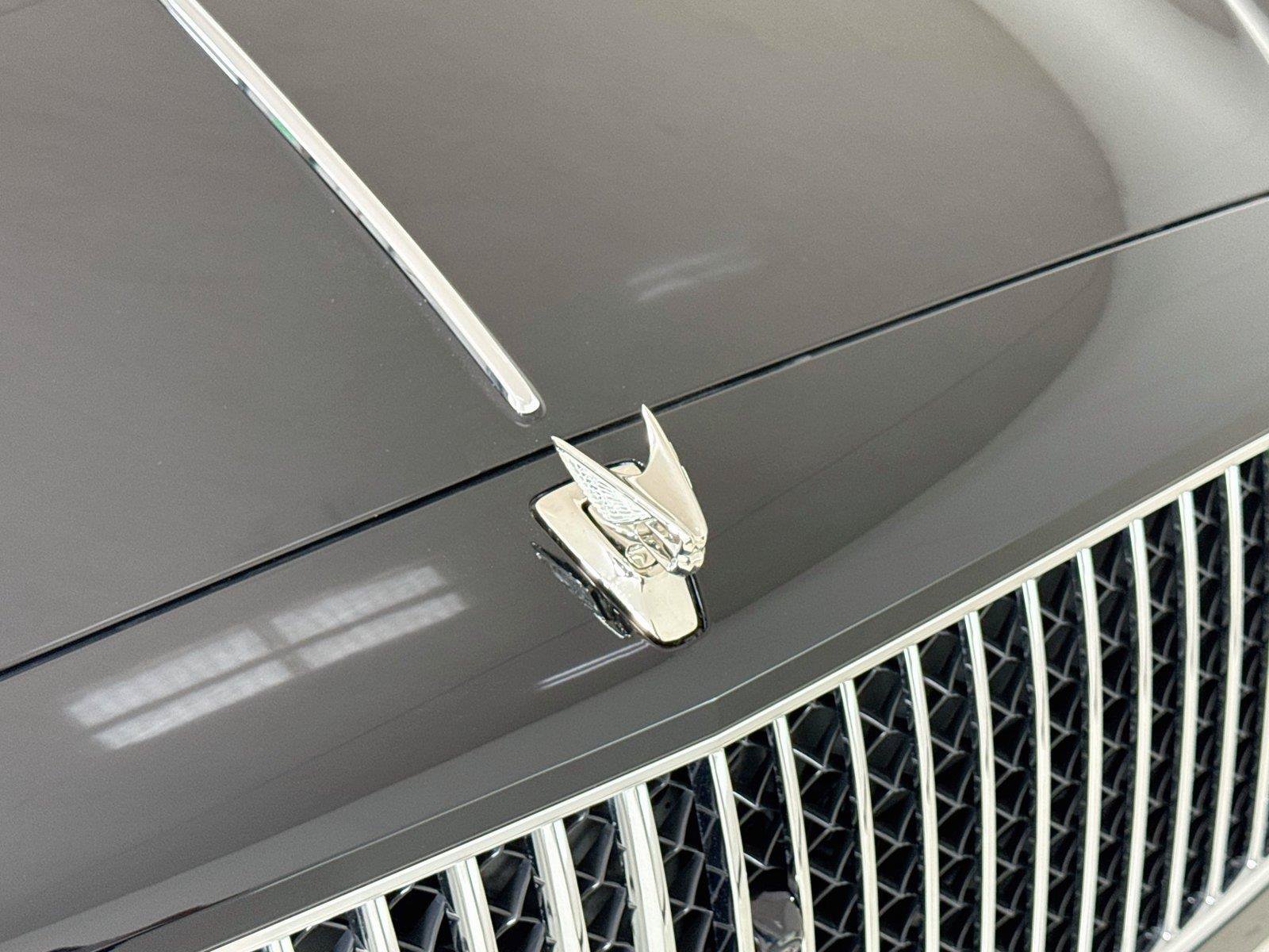 Used 2022 Bentley Flying Spur V8 AWD/4WD image 34