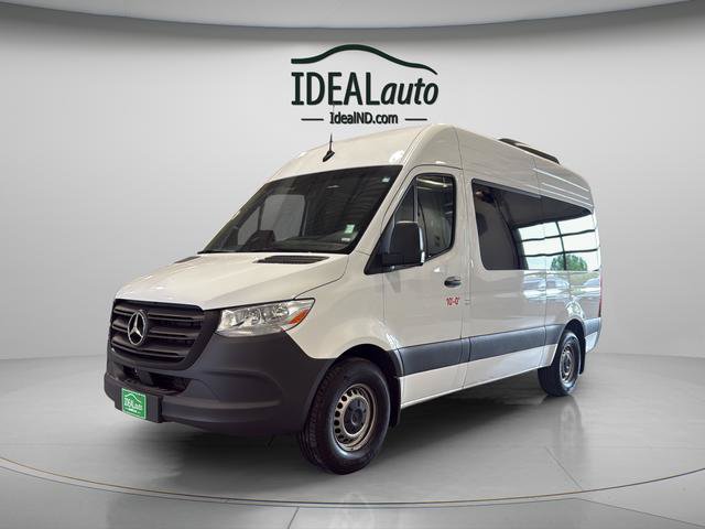 Used 2025 Mercedes-Benz Sprinter 2500 image 10