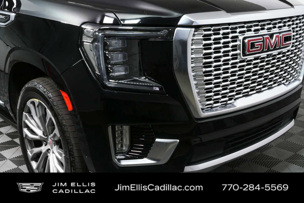 Used 2021 GMC Yukon Denali w/ Denali Ultimate Package image 39