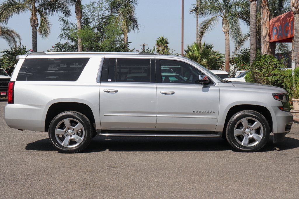 Used 2020 Chevrolet Suburban Premier RWD image 13