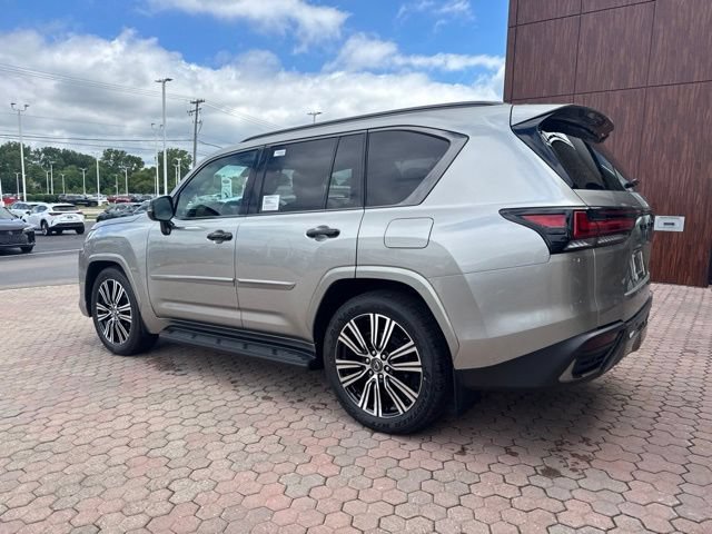 New 2026 Lexus LX 600 4WD w/ Appearance Package image 12
