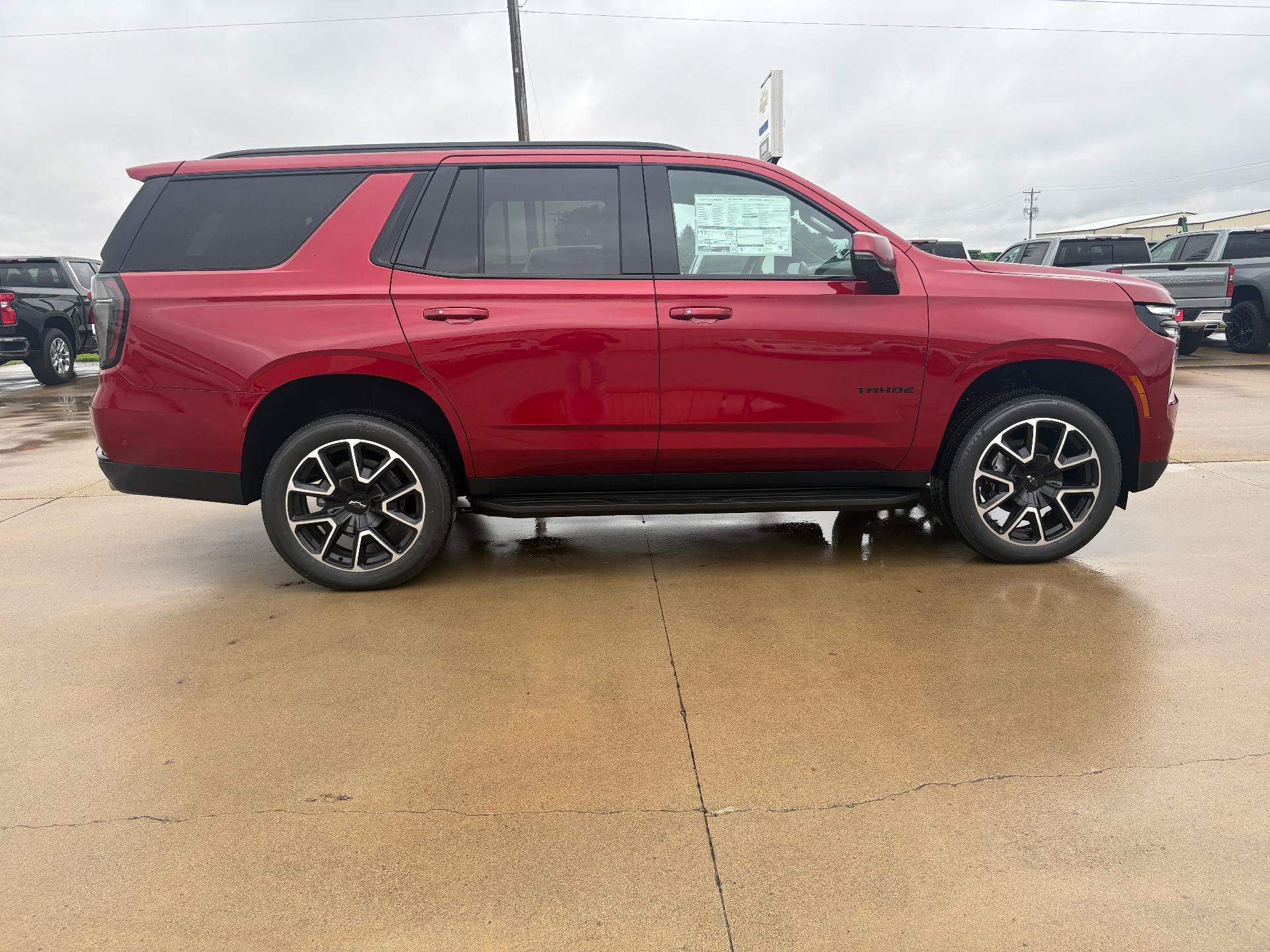 New 2027 Chevrolet Tahoe RST w/ Comfort Package AWD/4WD image 7