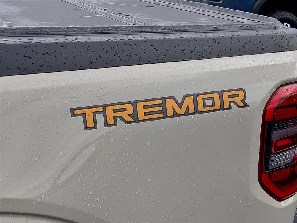 Certified 2024 Ford Maverick Tremor w/ Tremor Off-Road Package AWD/4WD image 17
