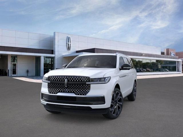 New 2026 Lincoln Navigator Reserve AWD/4WD image 3