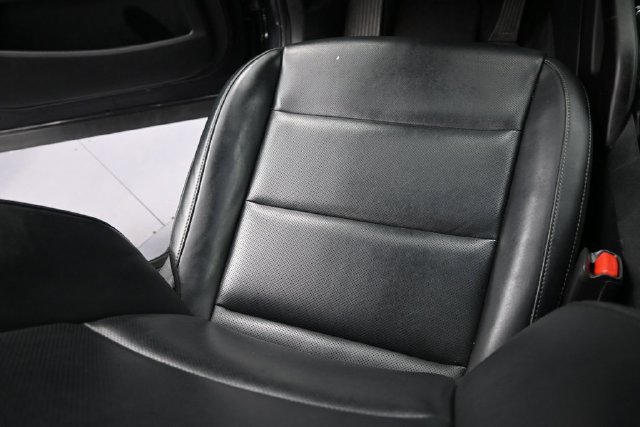Used 2025 Kia Telluride S FWD image 16