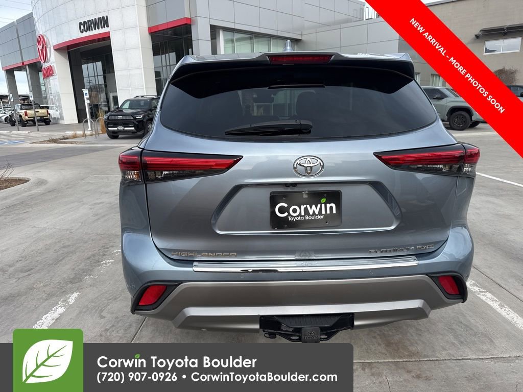 Used 2021 Toyota Highlander Platinum image 6