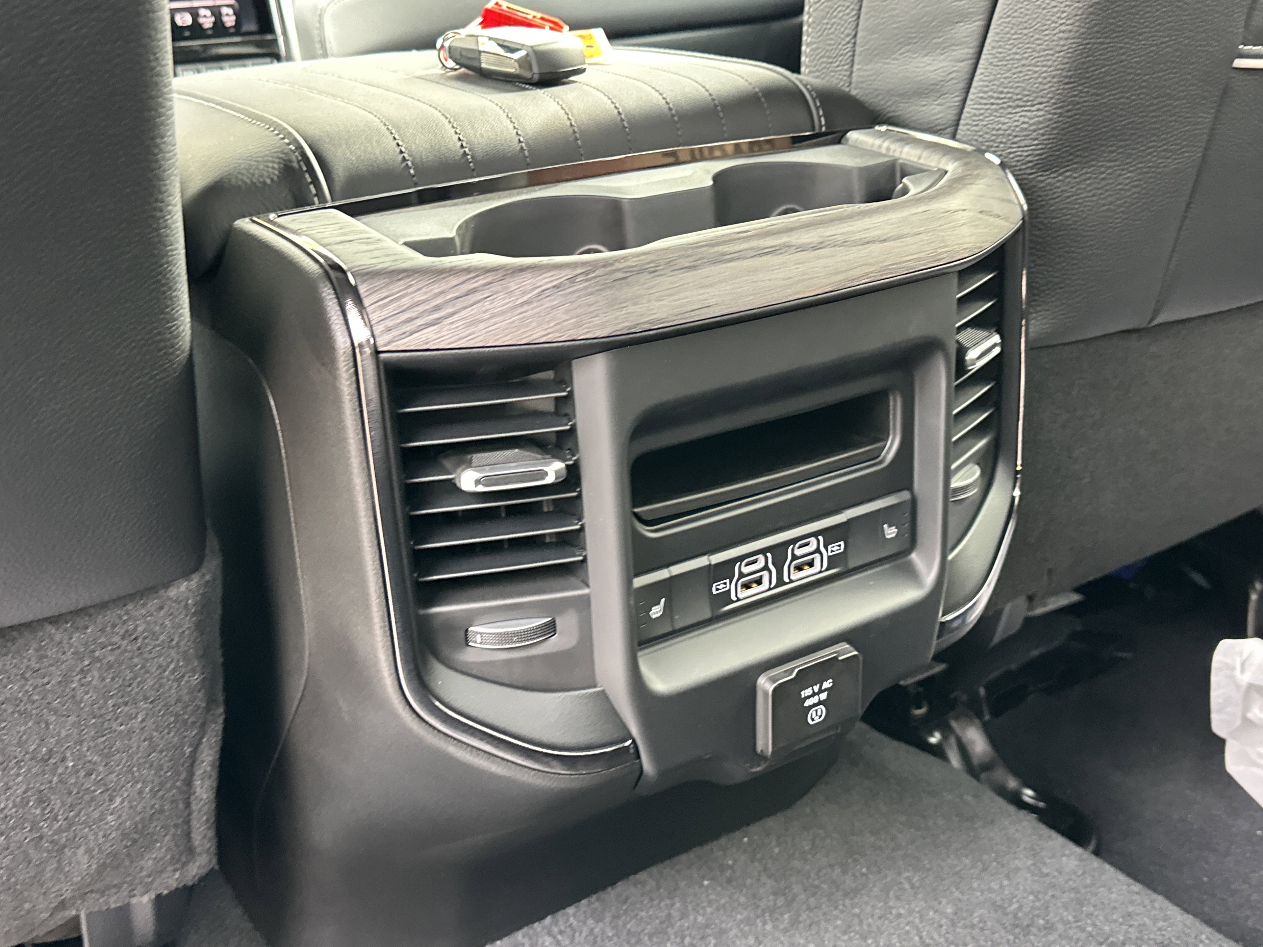 New 2026 RAM 3500 Limited image 33