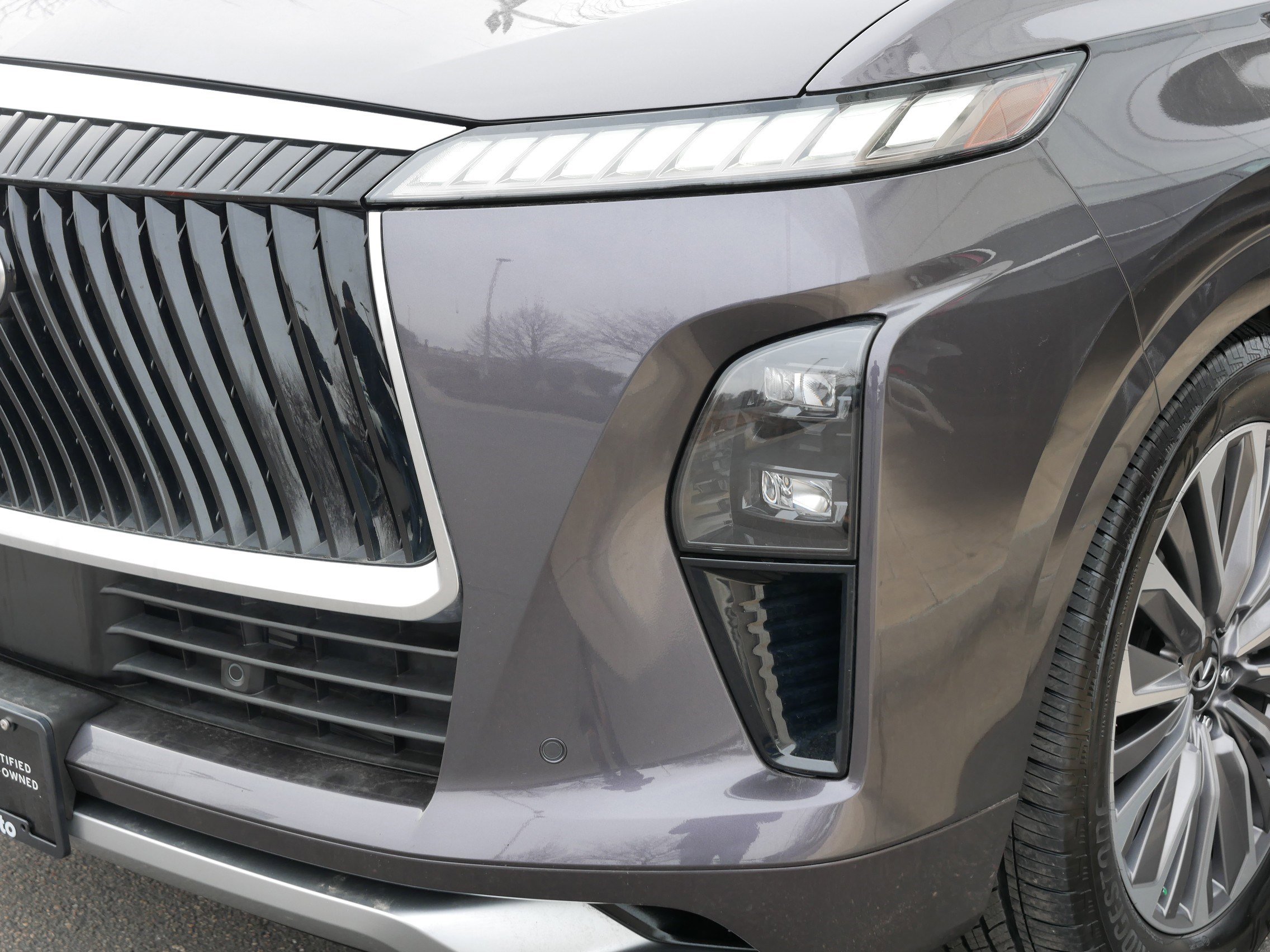 Certified 2025 INFINITI QX80 Luxe image 16