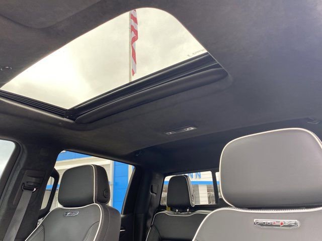 Used 2024 GMC Sierra 1500 AT4X image 10