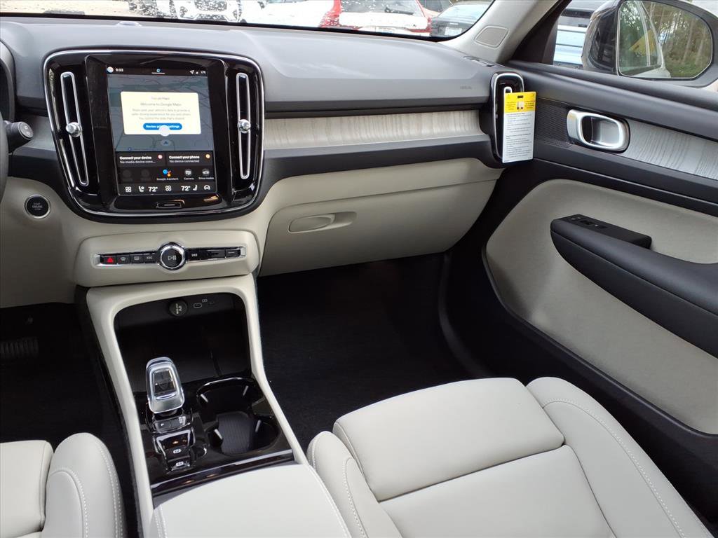New 2026 Volvo XC40 B5 Plus w/ Protection Package Premier image 10