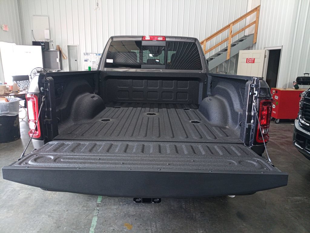 New 2026 RAM 2500 Warlock AWD/4WD image 9