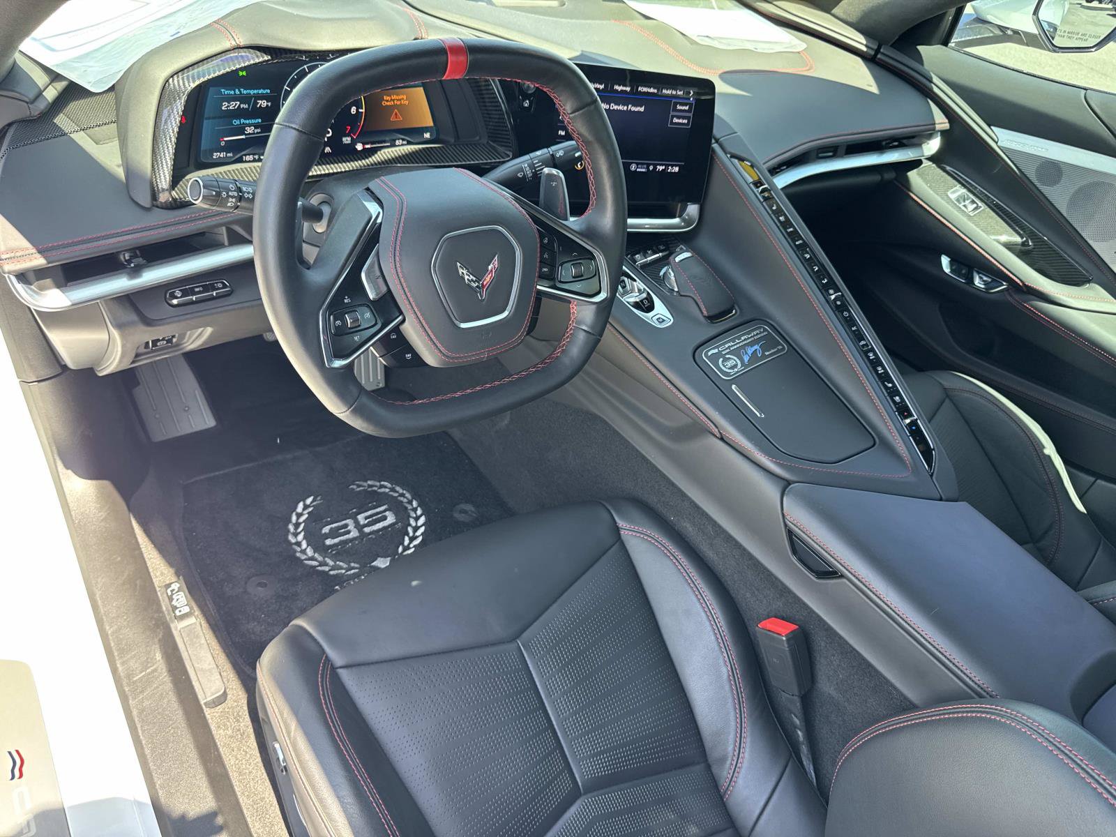 Used 2022 Chevrolet Corvette Stingray Premium Conv w/ Z51 Performance Package RWD image 9