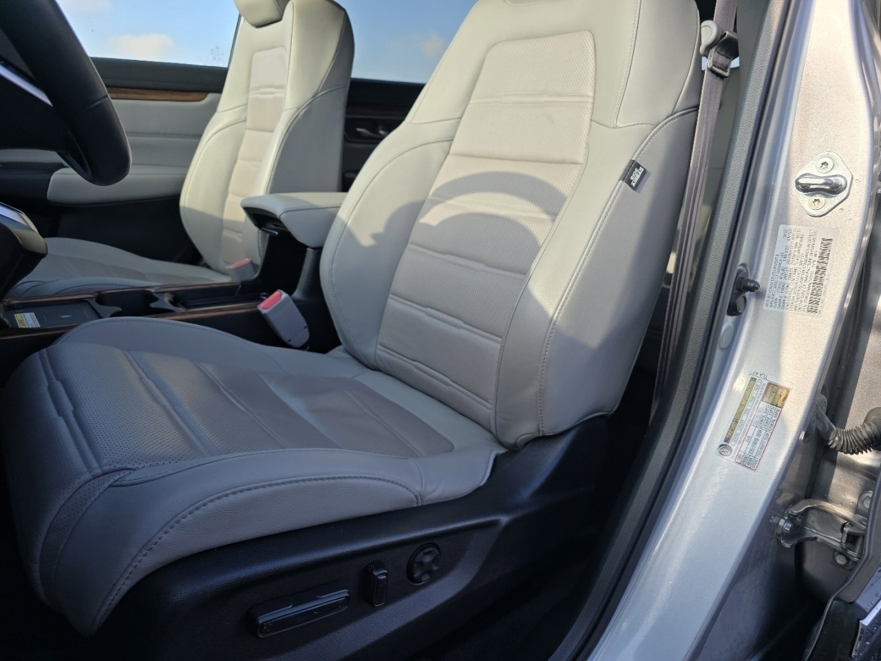 Used 2022 Honda CR-V Touring image 26