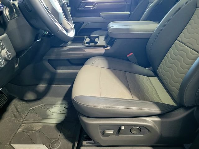 New 2026 Chevrolet Silverado 2500 ZR2 w/ LPO, Dark Essentials Package AWD/4WD image 19