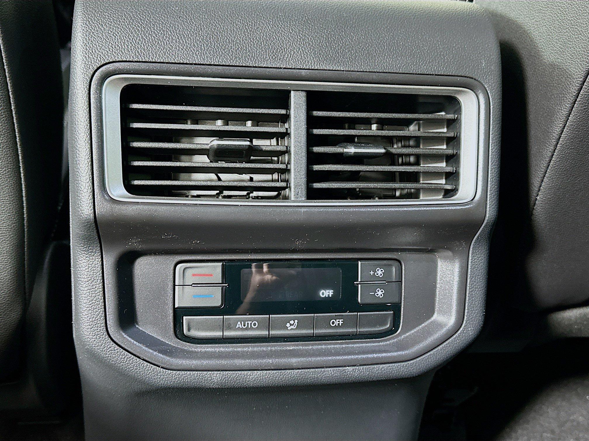 New 2026 Volkswagen Atlas SE AWD/4WD image 25