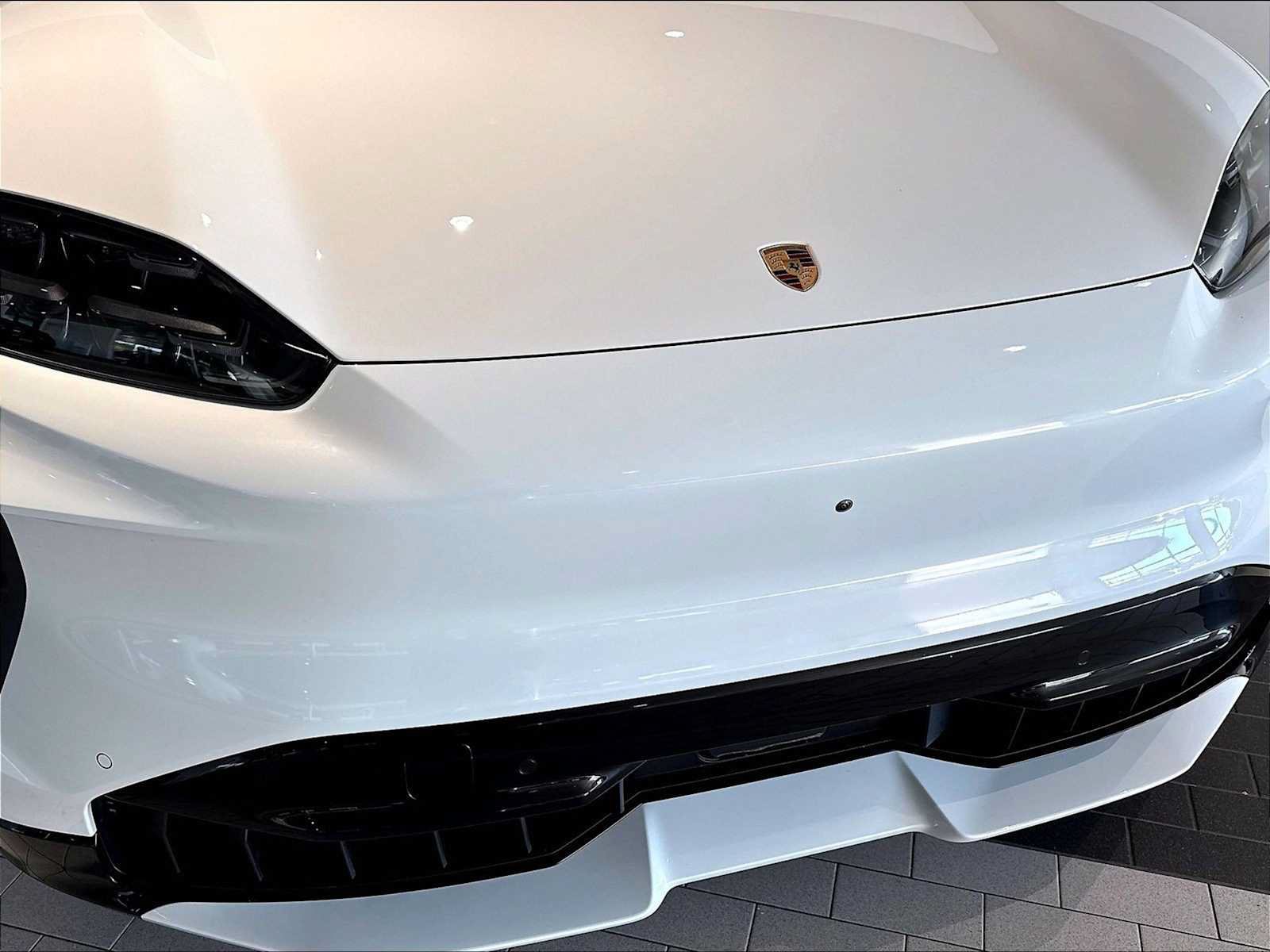 New 2026 Porsche Cayenne Electric AWD/4WD image 30