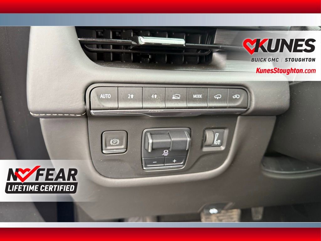 Used 2022 Cadillac Escalade Sport Platinum image 18