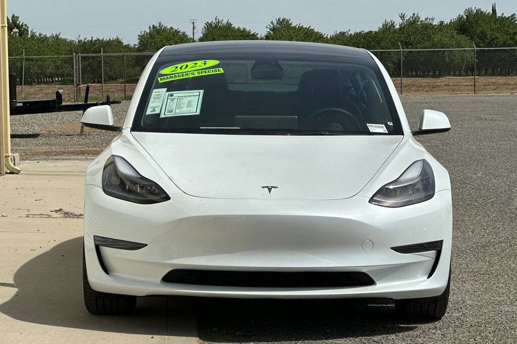 Used 2023 Tesla Model 3 Standard Range image 9