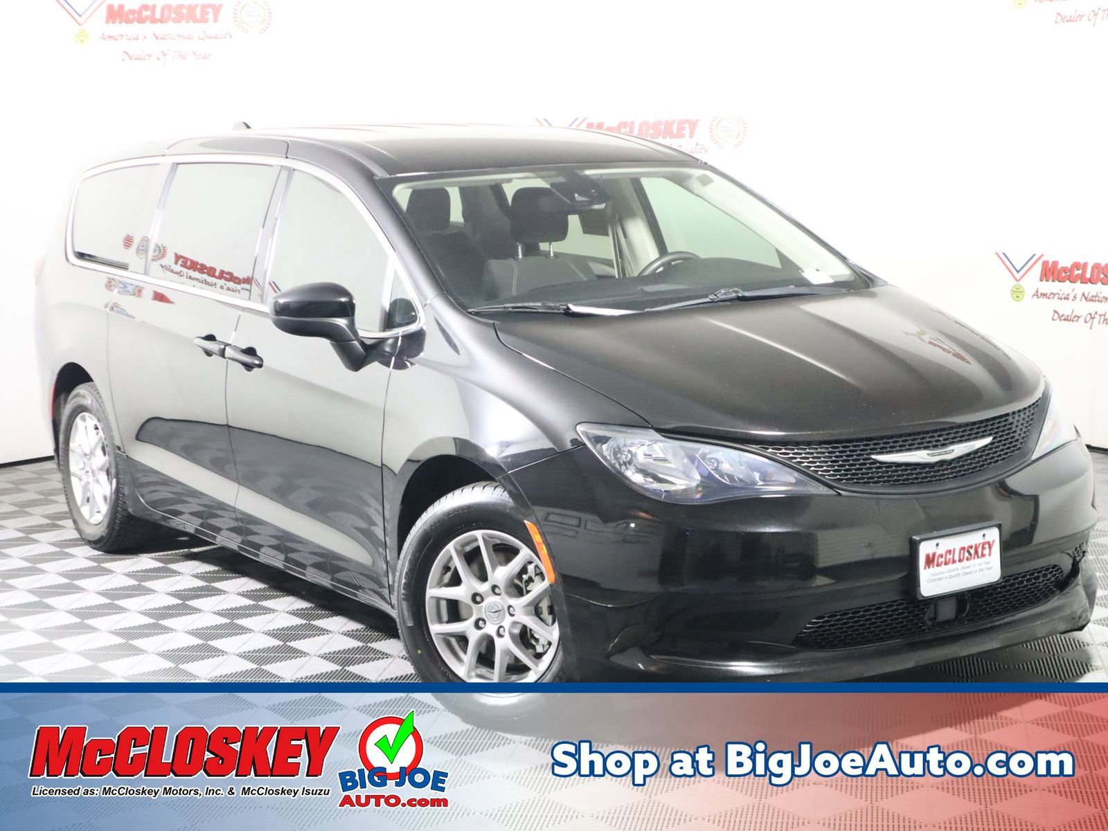 Used 2024 Chrysler Voyager LX image 1