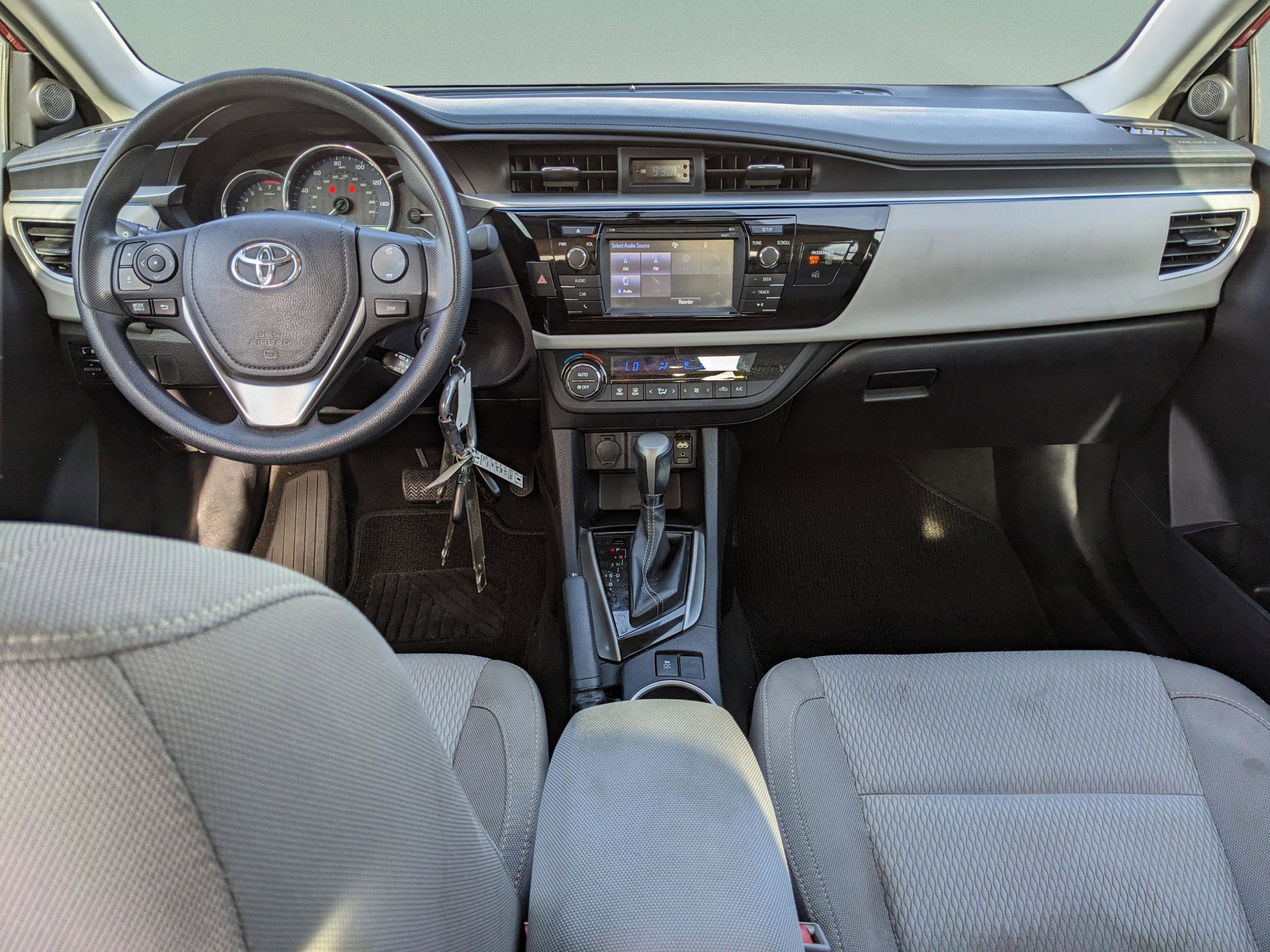 Used 2016 Toyota Corolla LE image 19