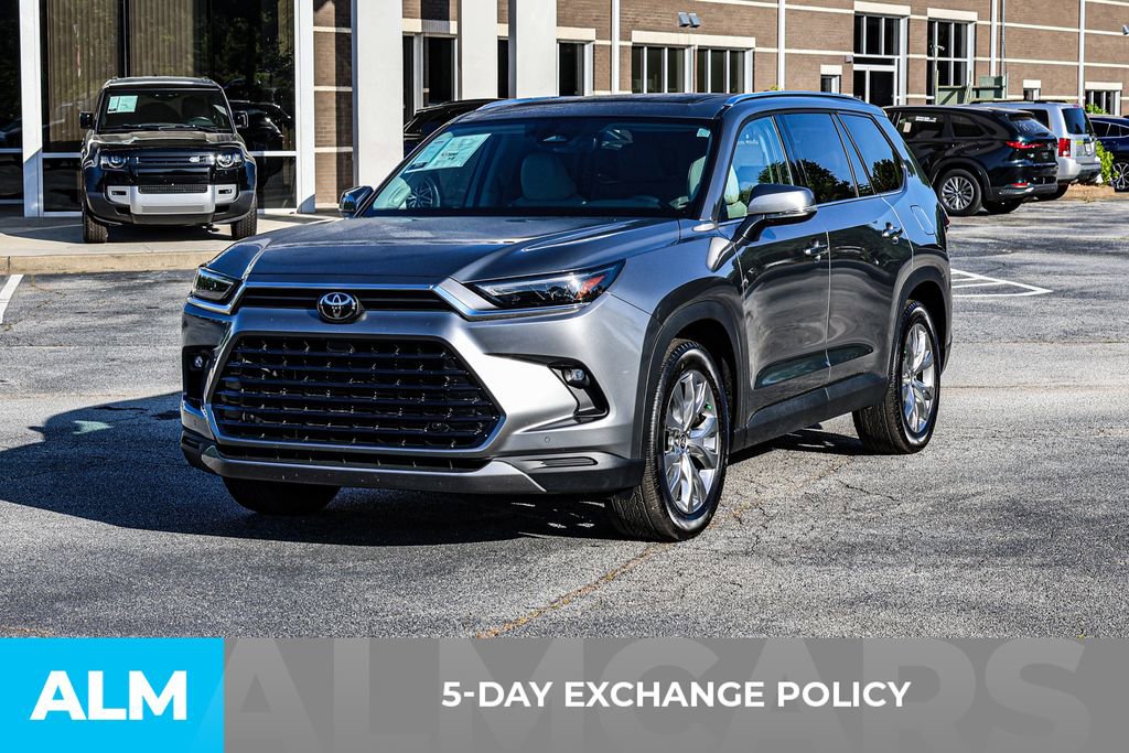 Used 2026 Toyota Grand Highlander AWD image 4