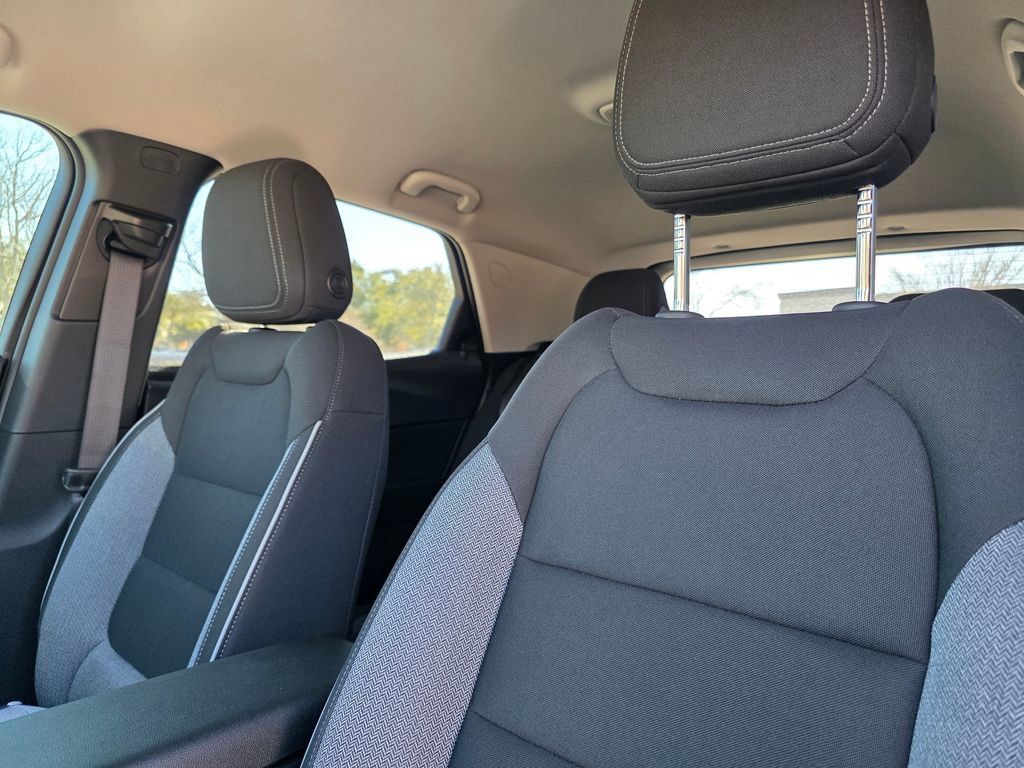 New 2026 Chevrolet TrailBlazer LT w/ Convenience Package FWD image 11