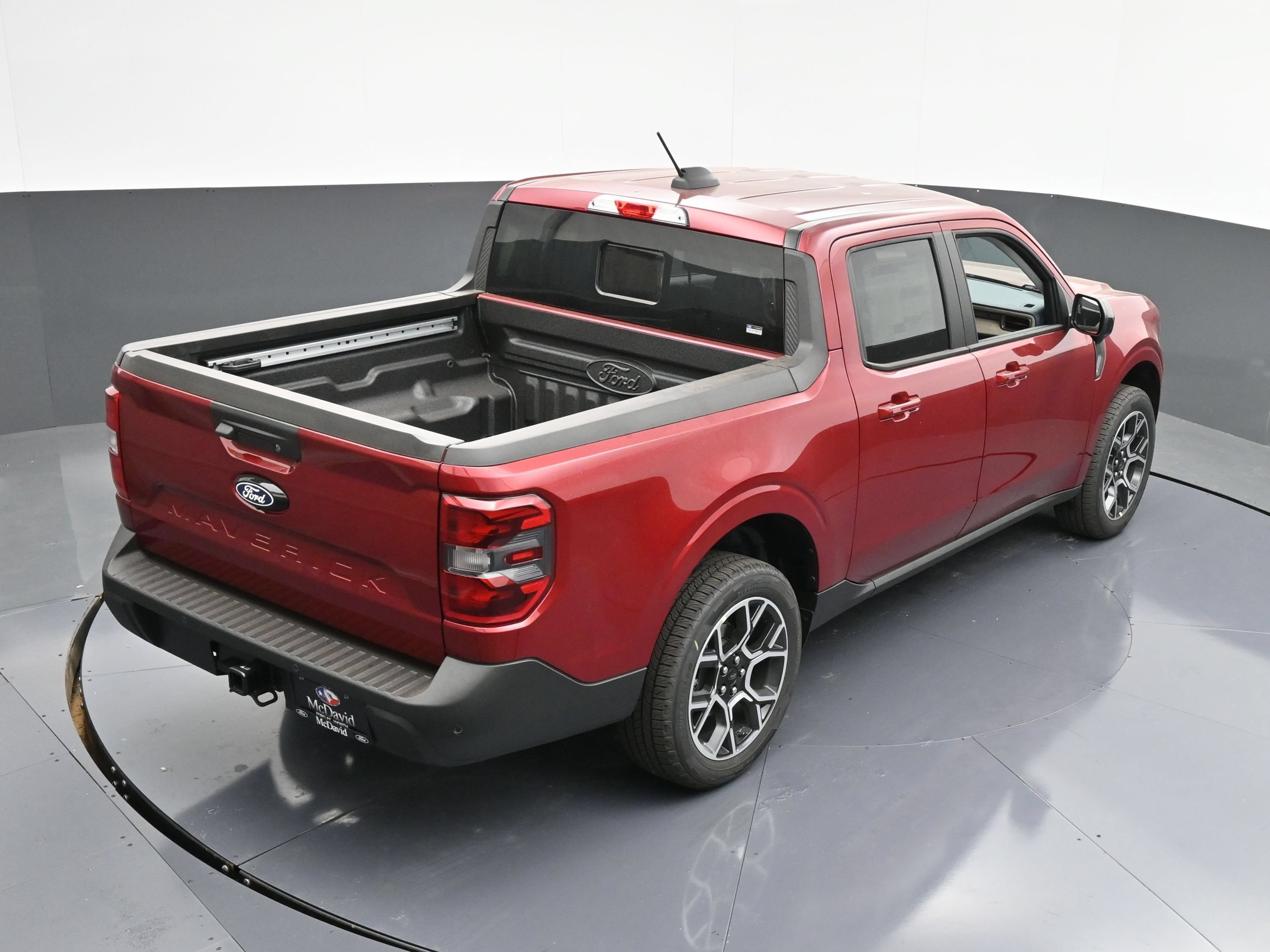 Used 2025 Ford Maverick Lariat AWD/4WD image 24