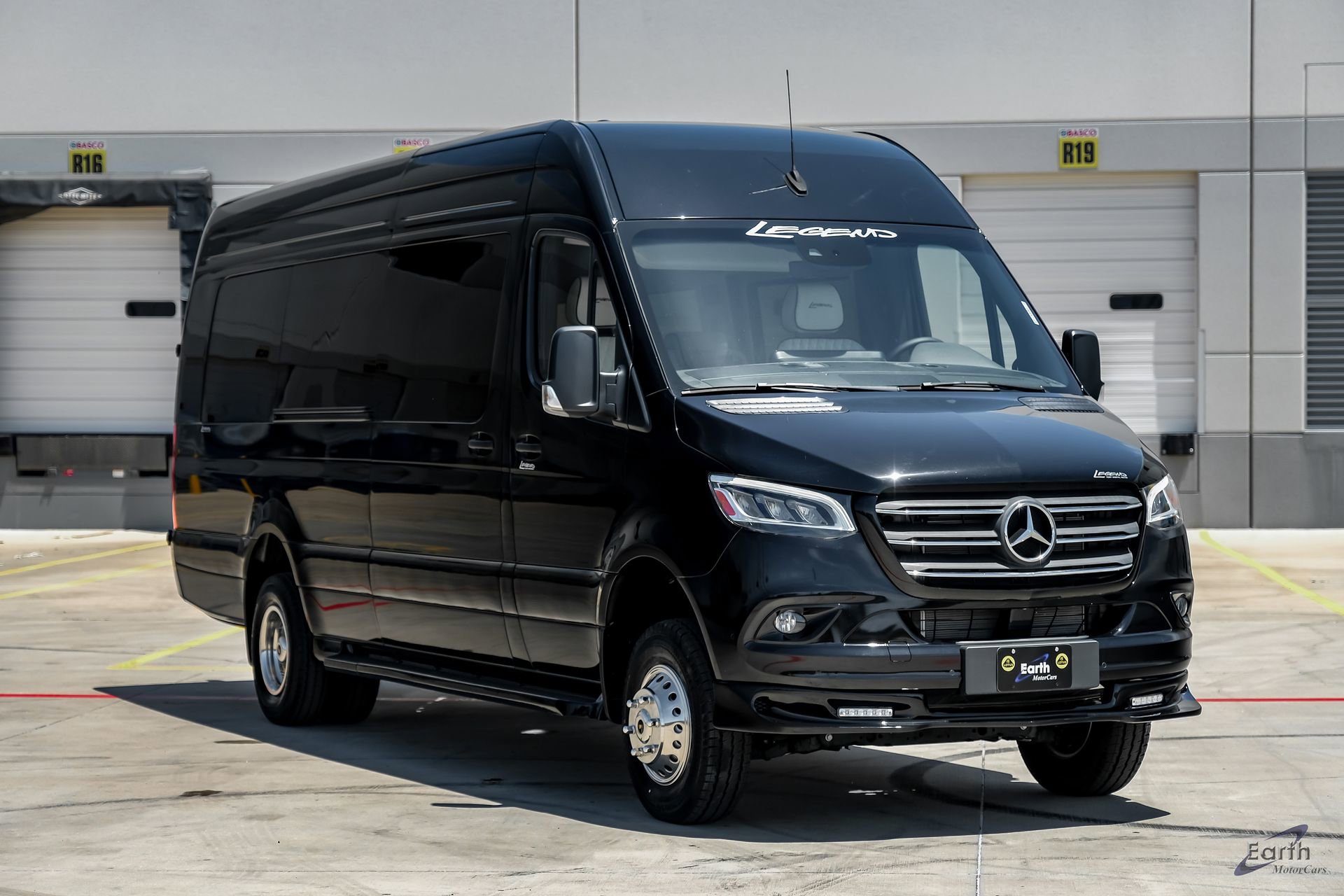 Used 2024 Mercedes-Benz Sprinter 3500 image 24