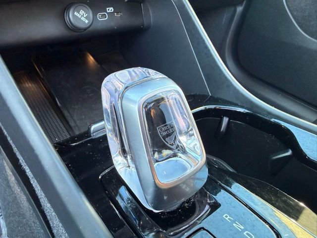 Certified 2024 Volvo XC40 B5 Plus w/ Protection Package Premier image 27