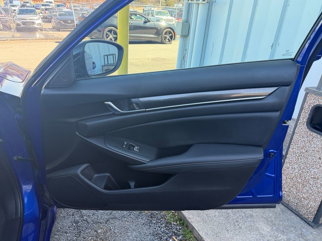 Used 2022 Honda Accord Sport image 22
