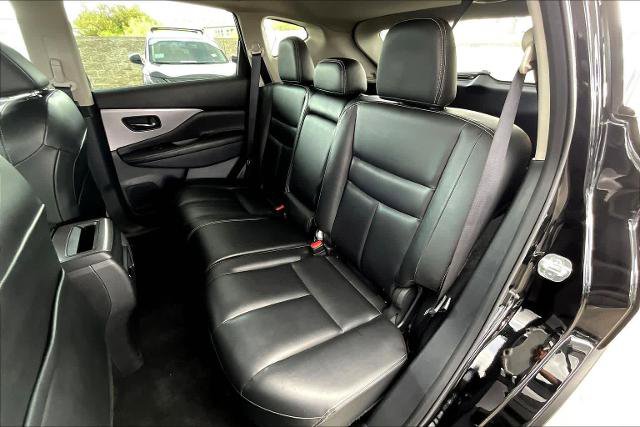Certified 2024 Nissan Murano SV w/ SV Midnight Edition Package image 19