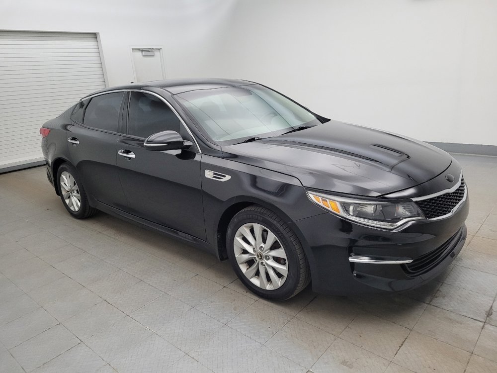 Used 2018 Kia Optima EX image 11