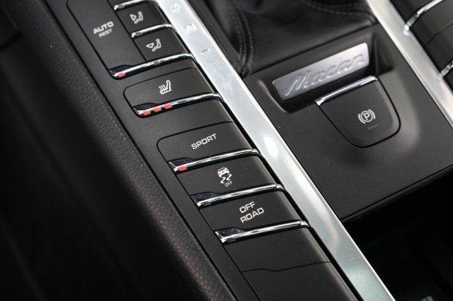 Used 2020 Porsche Macan image 59