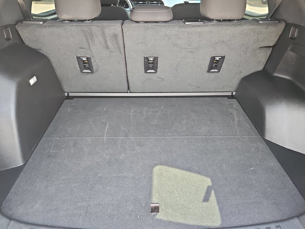 Used 2026 GMC Terrain Elevation FWD image 29