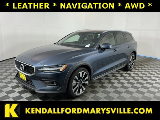 Used 2021 Volvo V60 T5 Cross Country image 1