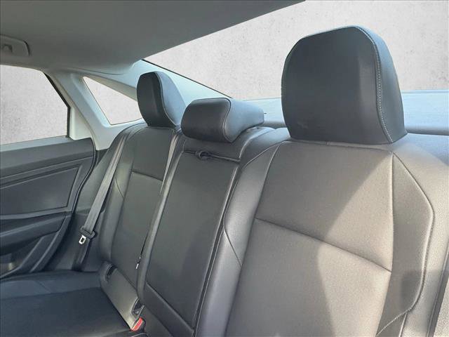 Used 2019 Volkswagen Jetta SEL image 15
