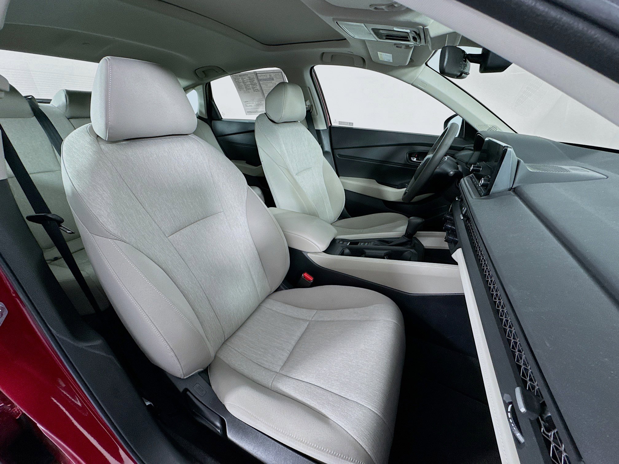 Certified 2023 Honda Accord EX image 27