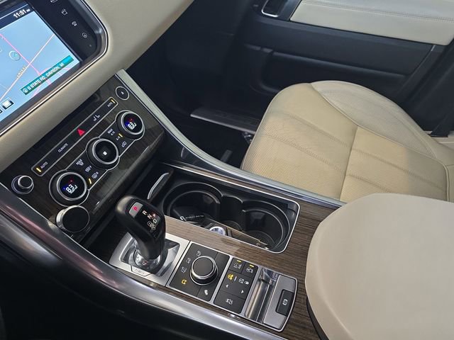 Used 2016 Land Rover Range Rover Sport HSE image 28