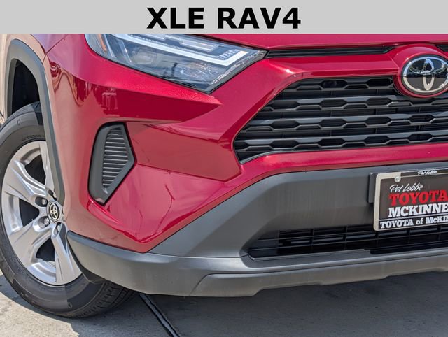 Used 2025 Toyota RAV4 XLE w/ Convenience Package FWD image 3