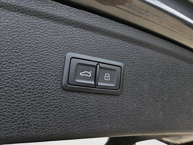 Used 2023 Audi SQ5 Prestige w/ Prestige Package AWD/4WD image 24