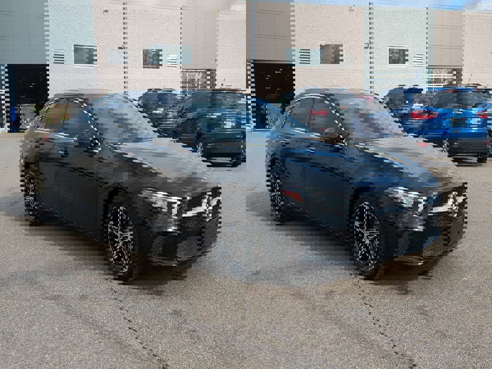 Used 2022 Mercedes-Benz A 220 4MATIC image 2