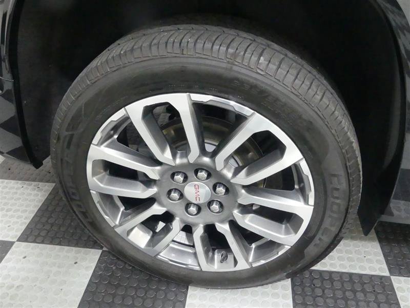 Used 2021 GMC Acadia Denali w/ Trailering Package AWD/4WD image 17