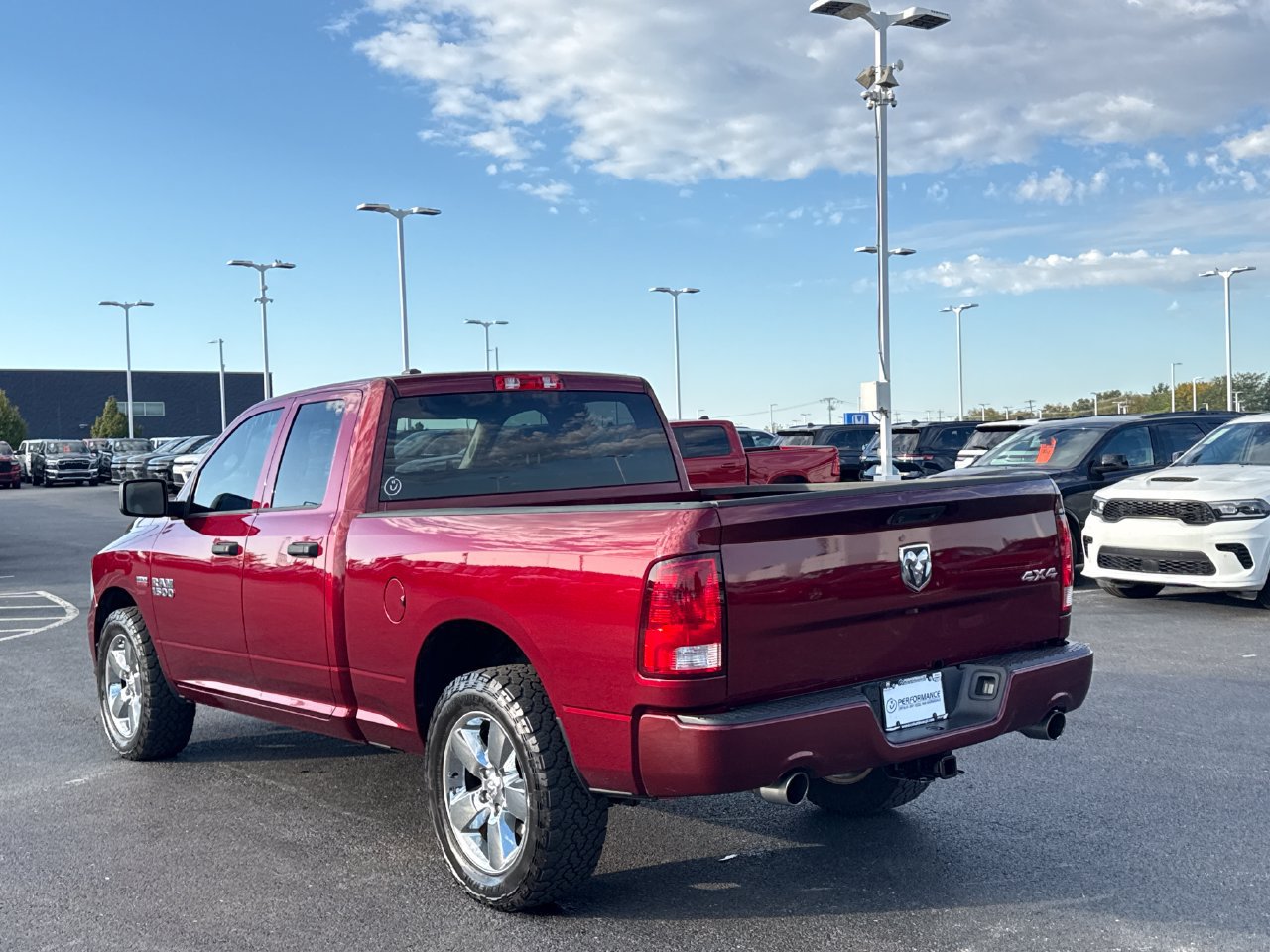 Used 2018 RAM 1500 Express w/ Express Value Package AWD/4WD image 4