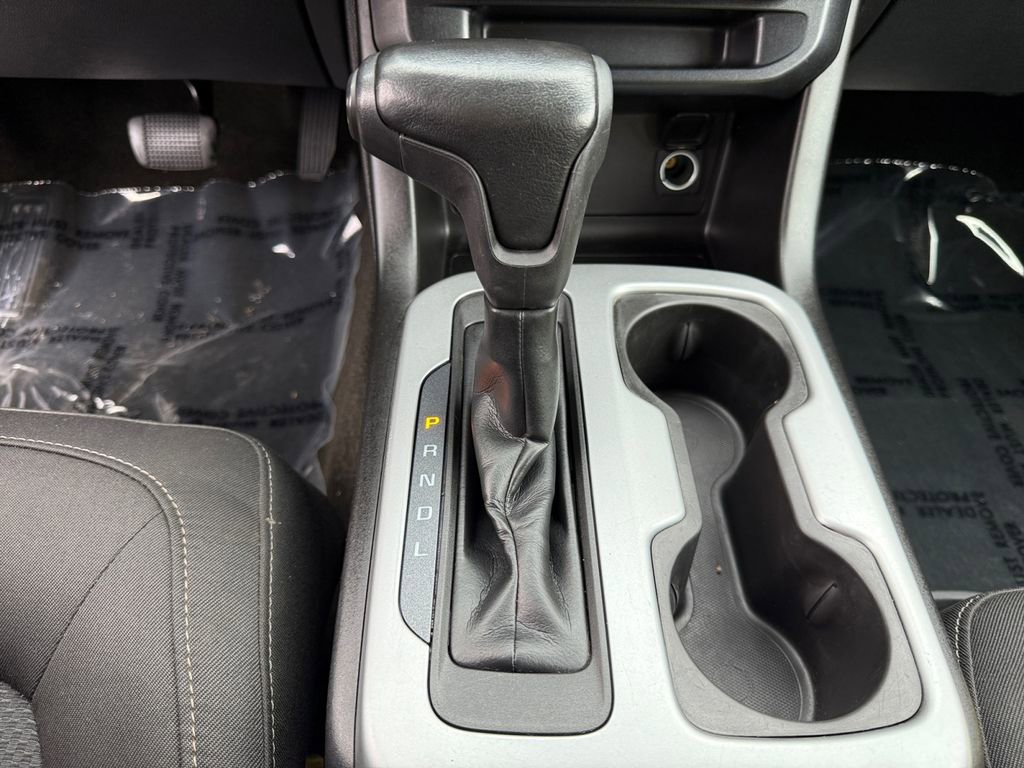 Used 2018 Chevrolet Colorado LT image 19
