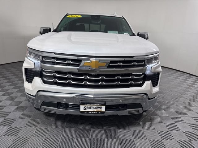 Used 2024 Chevrolet Silverado 1500 LTZ w/ LTZ Premium Package AWD/4WD image 6