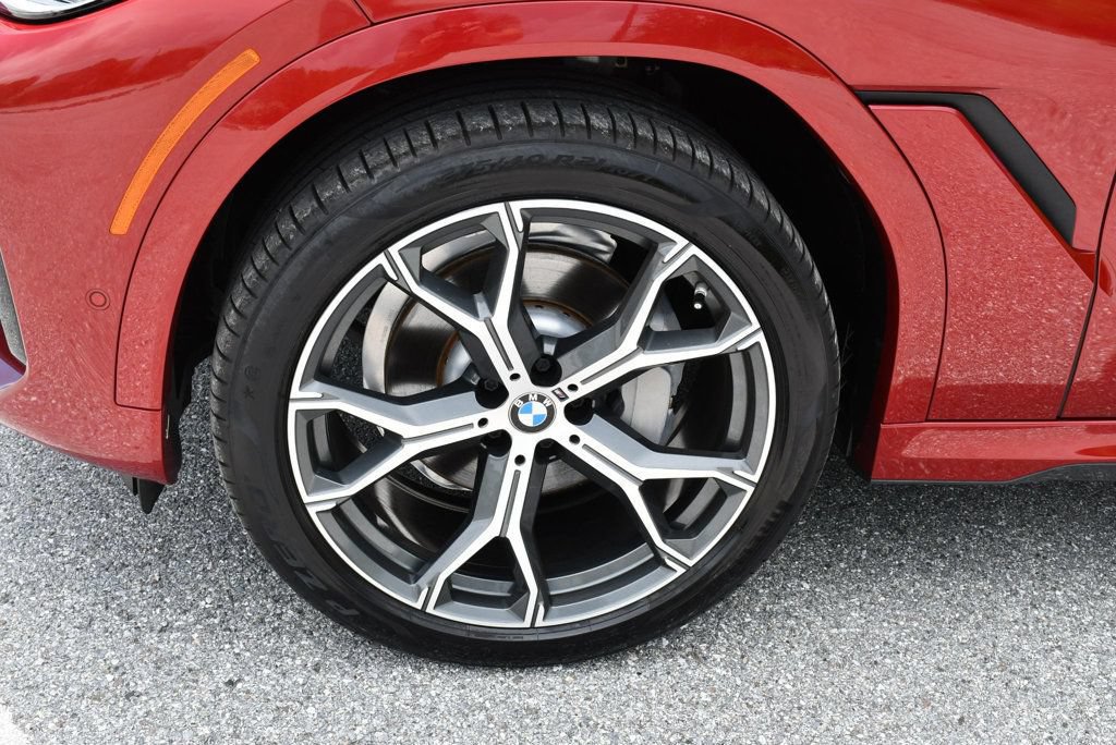 Used 2022 BMW X6 xDrive40i w/ Executive Package AWD/4WD image 64