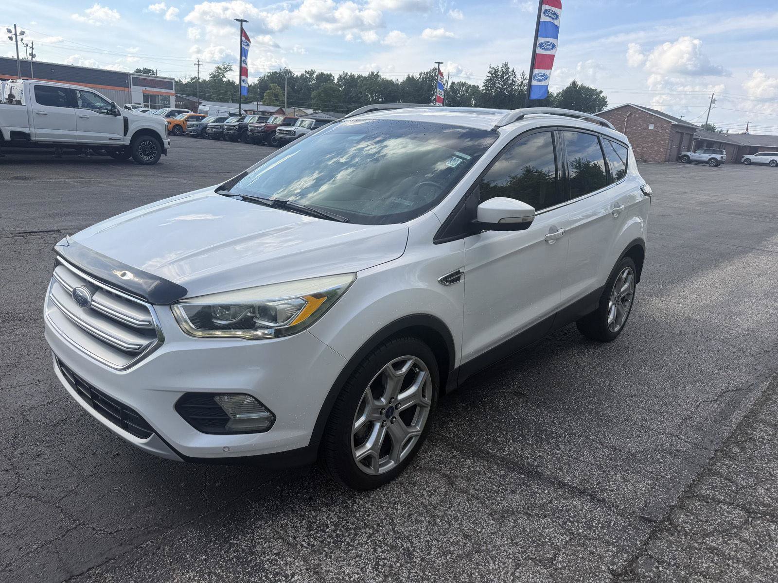 Used 2017 Ford Escape Titanium w/ Equipment Group 301A FWD image 9