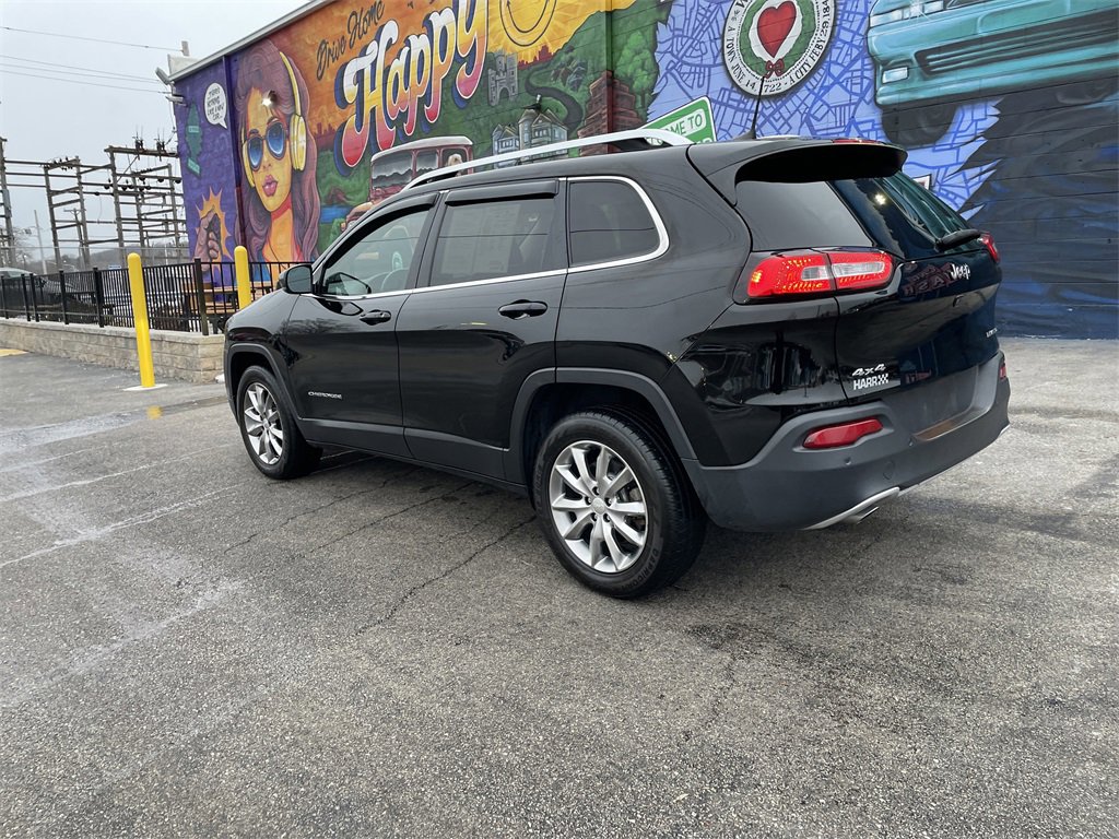 Certified 2018 Jeep Cherokee Limited image 3