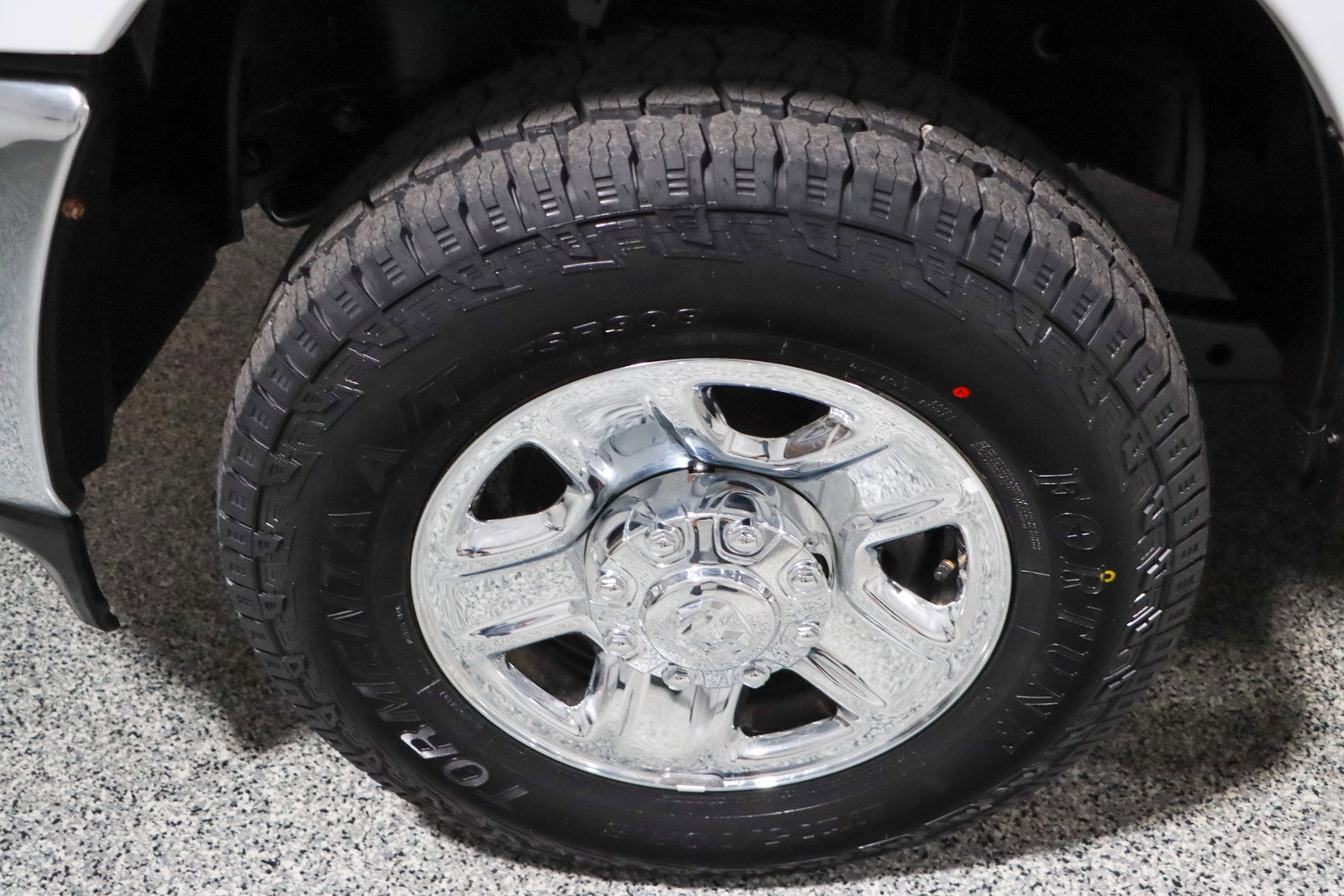 Used 2021 RAM 2500 Tradesman w/ Chrome Appearance Group image 12